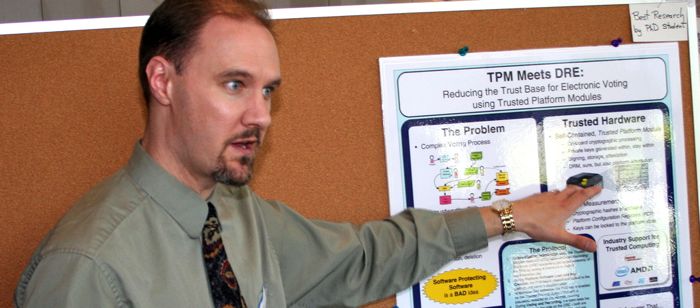 Russ Fink (Ph.D. 2010) presents his work at the 2008 CSEE Research Review.  He won the CRR-08 award for best research by a Ph.D. student.